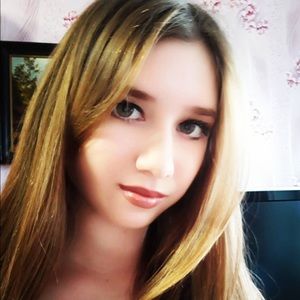 Meet your Posher, Candice